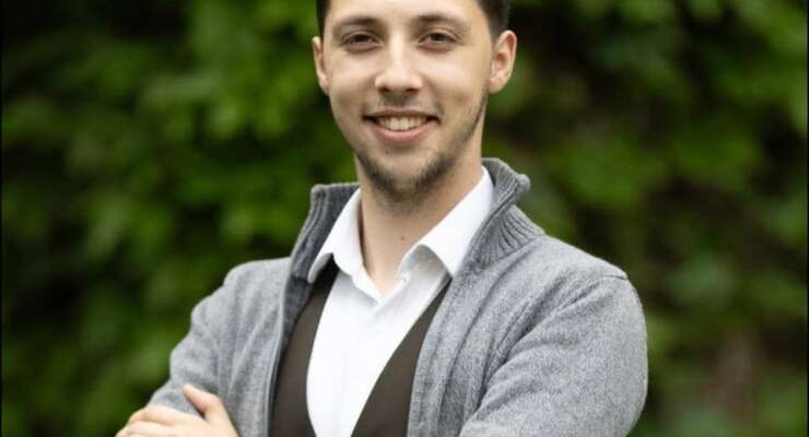 ROBERT DAMIAN – colaborator, curs muzică populară